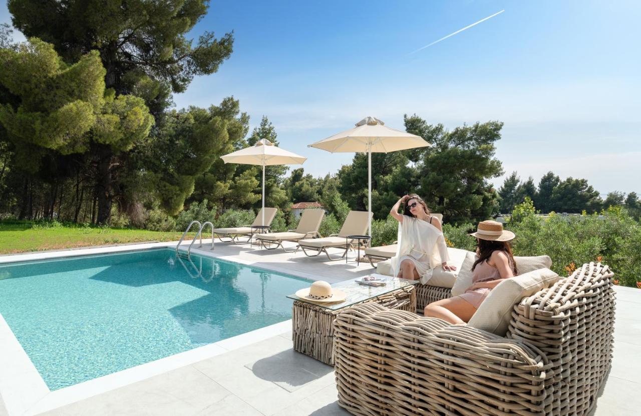 Nikiti Botanic Pool Suites Exteriör bild